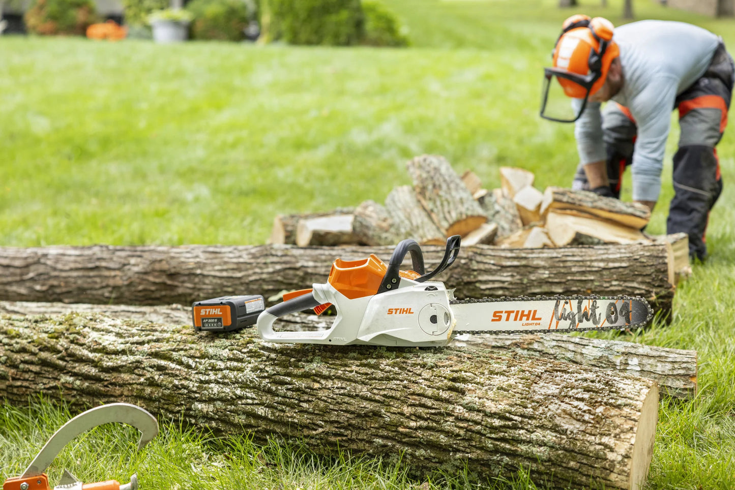 MSA 200 Battery Powered Chainsaw
