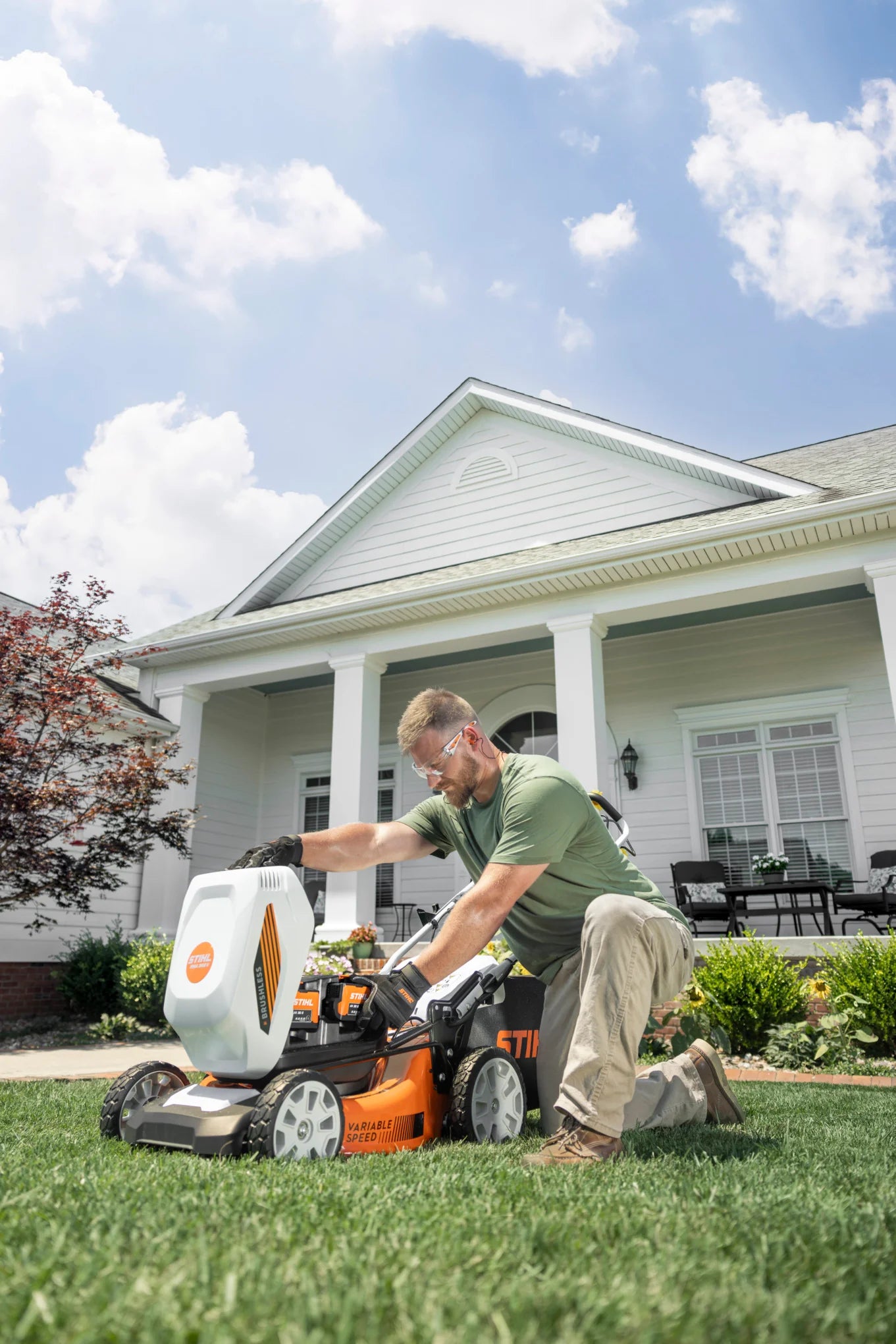 RMA 348 Battery Powered Lawn Mower