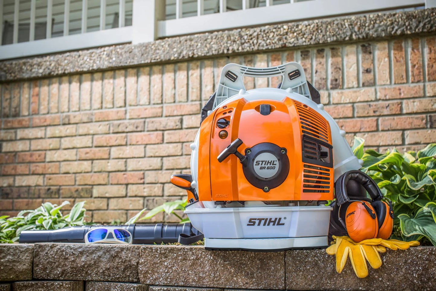 BR 600 Gasoline Backpack Blower
